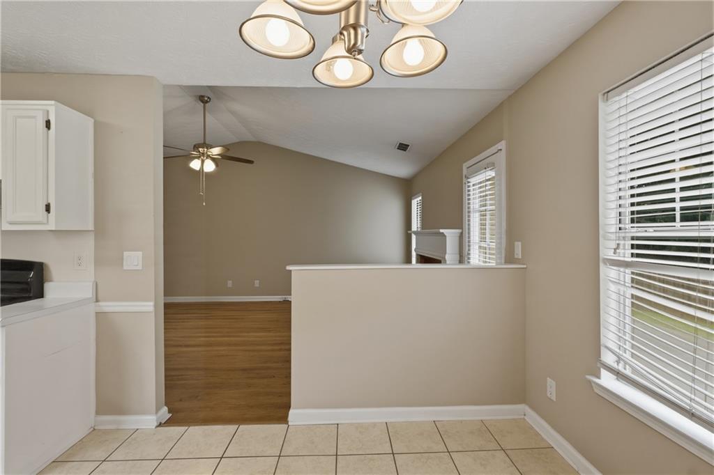1014 Maple Leaf Ridge Jonesboro, GA 30238 - Photo 12 of 34