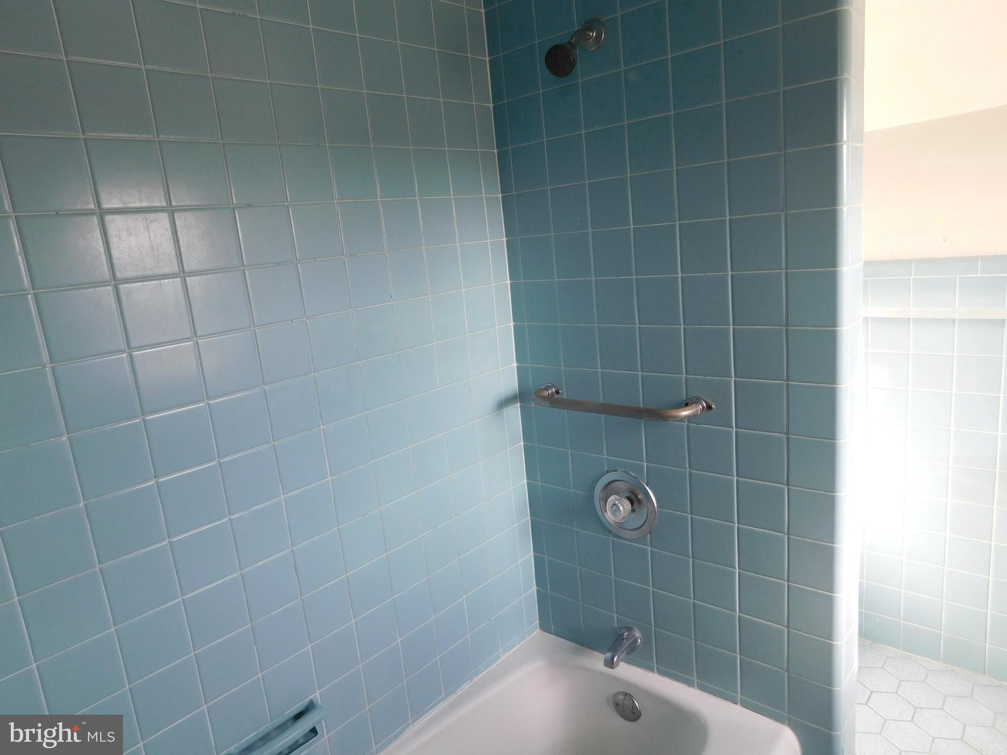201 North Union Road Hammonton, NJ 08037 - Photo 24 of 25 upstairs hall bathroom