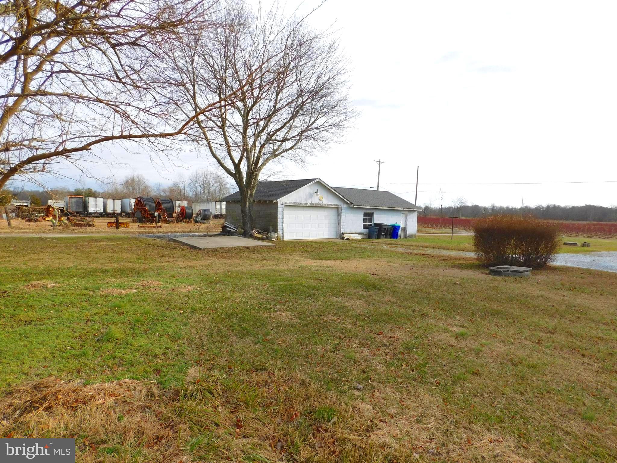 201 North Union Road Hammonton, NJ 08037 - Photo 6 of 25 backyard with 4 car garage