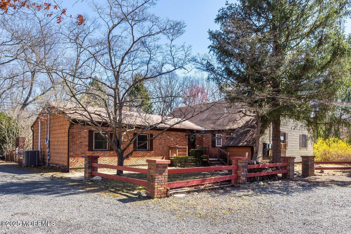 75 Brown Road Howell, NJ 07731 - Photo 3 of 65 75BrownRd_001 (1)