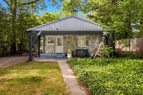 $385,000 | 1024 Carver Street, Traverse City, MI 49686