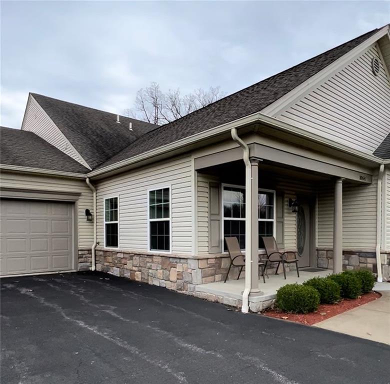 1064 Carriage Lane, Saxonburg, PA 16056 Compass