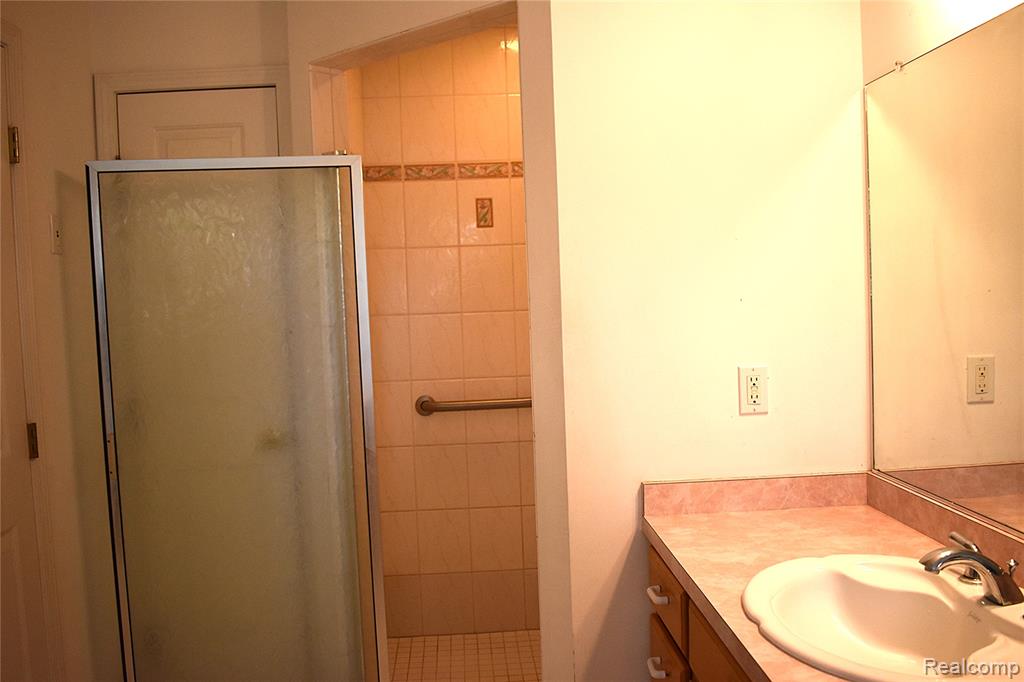 9701 Roberts Road Gregory, MI 48137 - Photo 16 of 39
