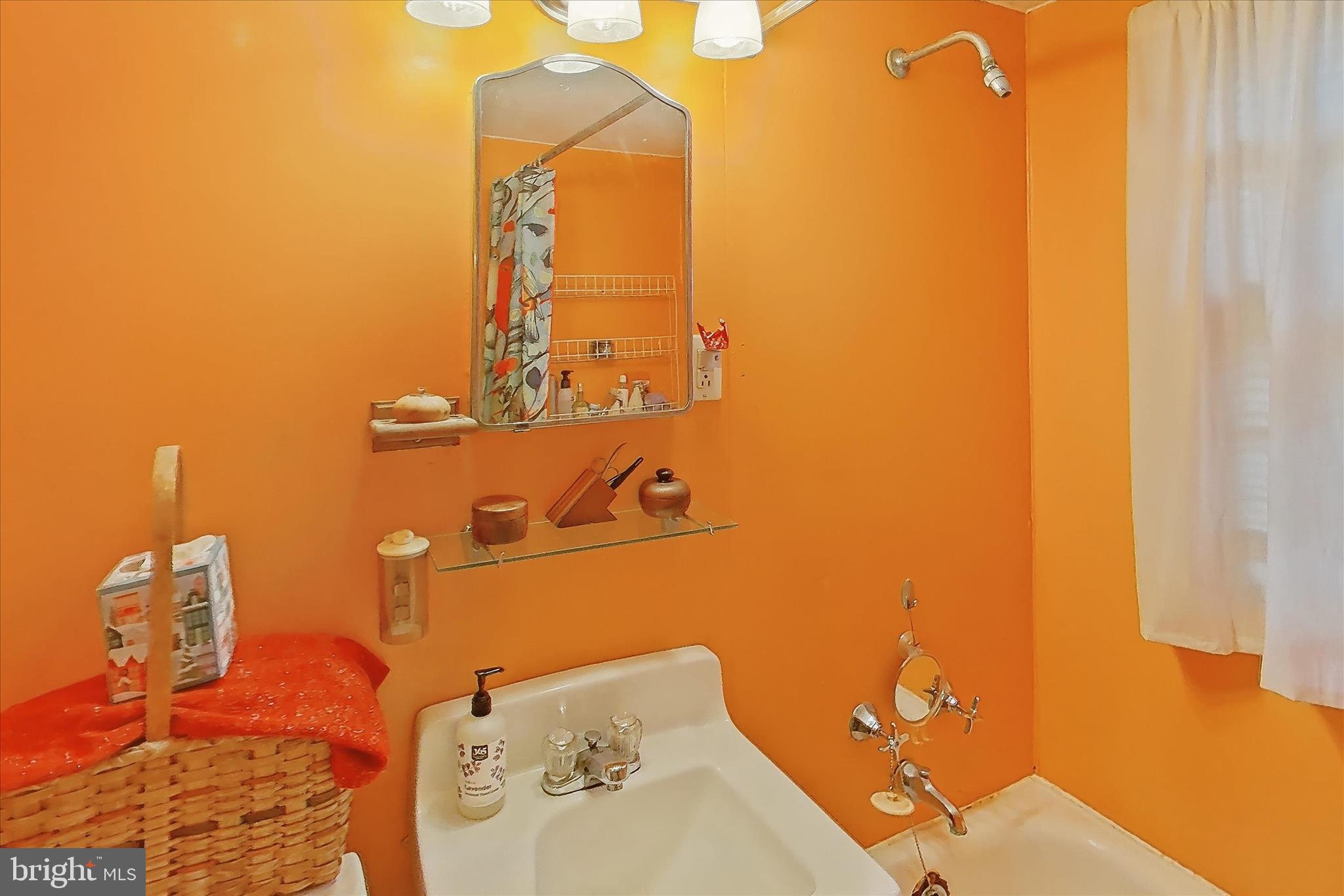 301 Dale Drive Silver Spring, MD 20910 - Photo 19 of 40 Full Bath