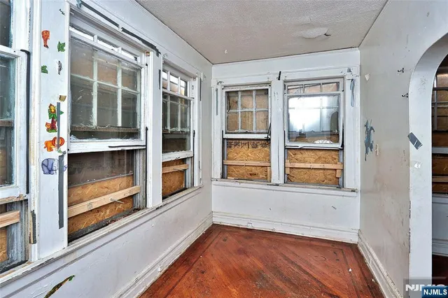 $549,900 | 203-205 Hansbury Avenue, Newark, NJ 07112