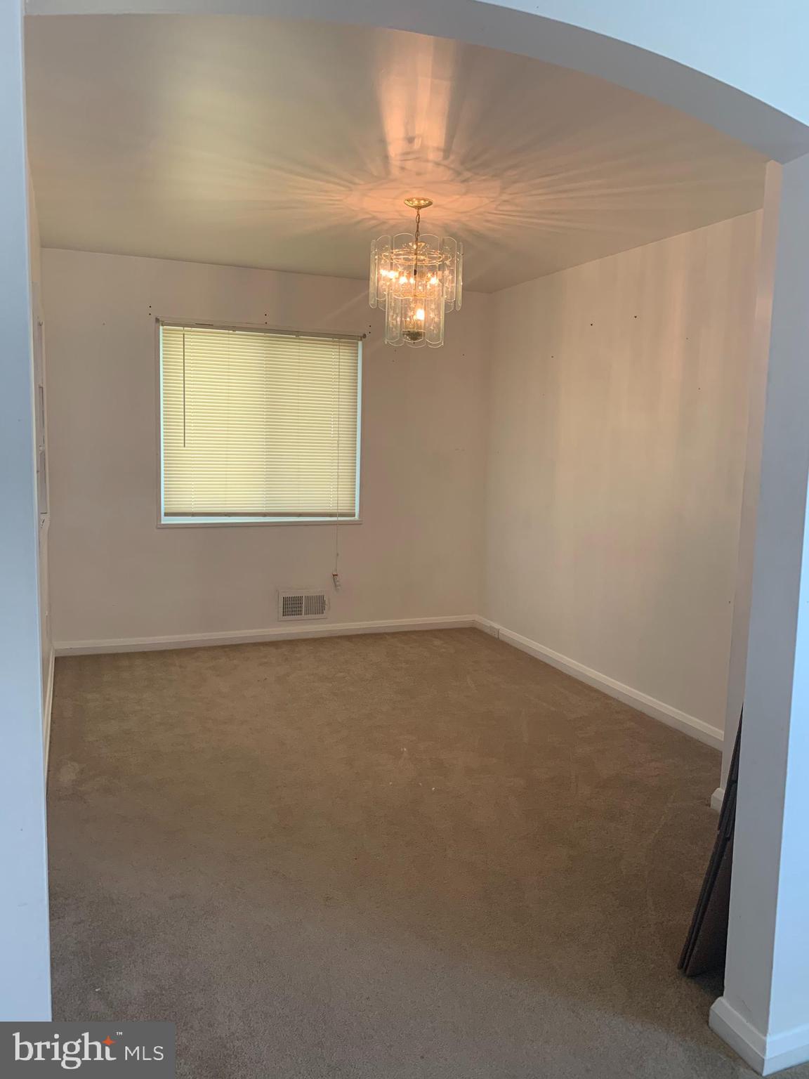7841 Lockwood Road Baltimore, MD 21222 - Photo 2 of 16