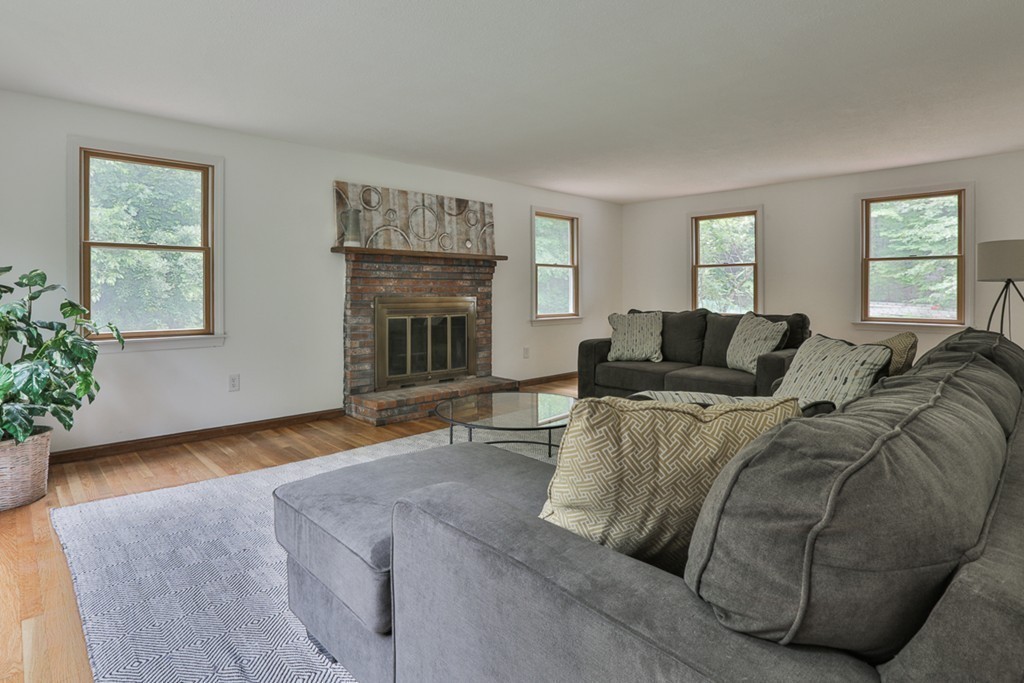 5 Pingree Farm Road Georgetown, MA 01833 - Photo 6 of 27