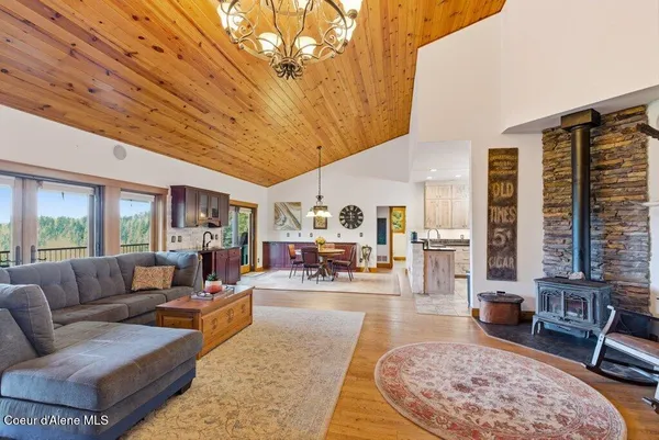 $1,450,000 | 4200 South Varnum Road, Coeur D'Alene, ID 83814