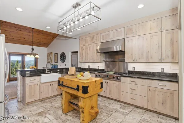 $1,450,000 | 4200 South Varnum Road, Coeur D'Alene, ID 83814