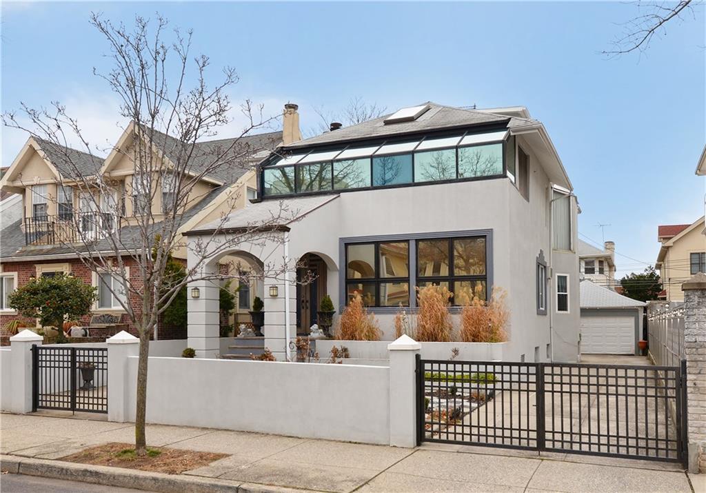 153 Amherst Street Brooklyn, NY 11235 - Photo 2 of 22 Gallery Image 2