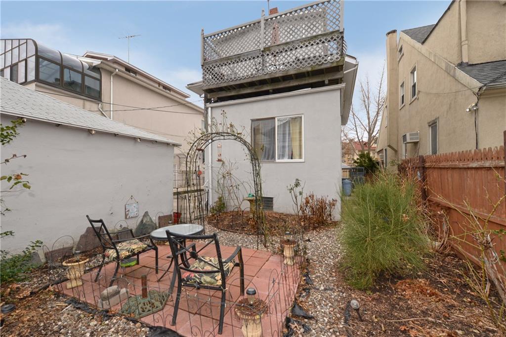 153 Amherst Street Brooklyn, NY 11235 - Photo 20 of 22 Gallery Image 20