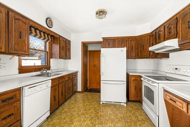 $129,000 | 101 Hays Circle, Silver Bay, MN 55614