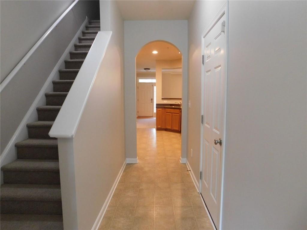 524 Ridge View Crossing Woodstock, GA 30188 - Photo 15 of 30 Gallery Image 15