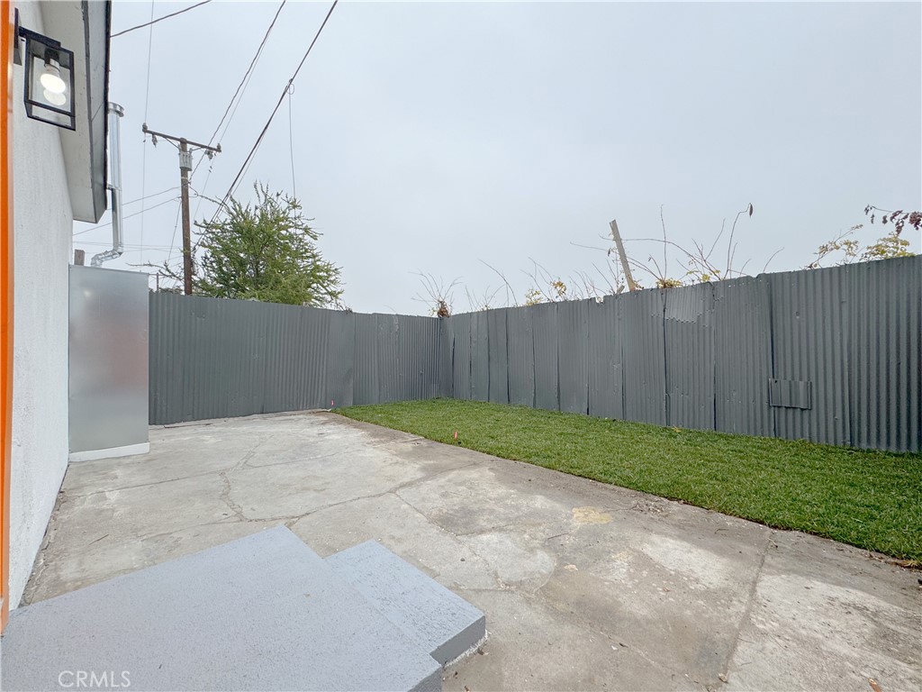 1366 West 152nd Street Compton, CA 90220 - Photo 26 of 30 a view of a backyard