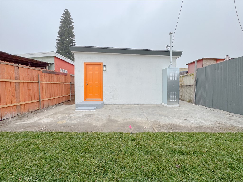 1366 West 152nd Street Compton, CA 90220 - Photo 29 of 30 a view of outdoor space and yard