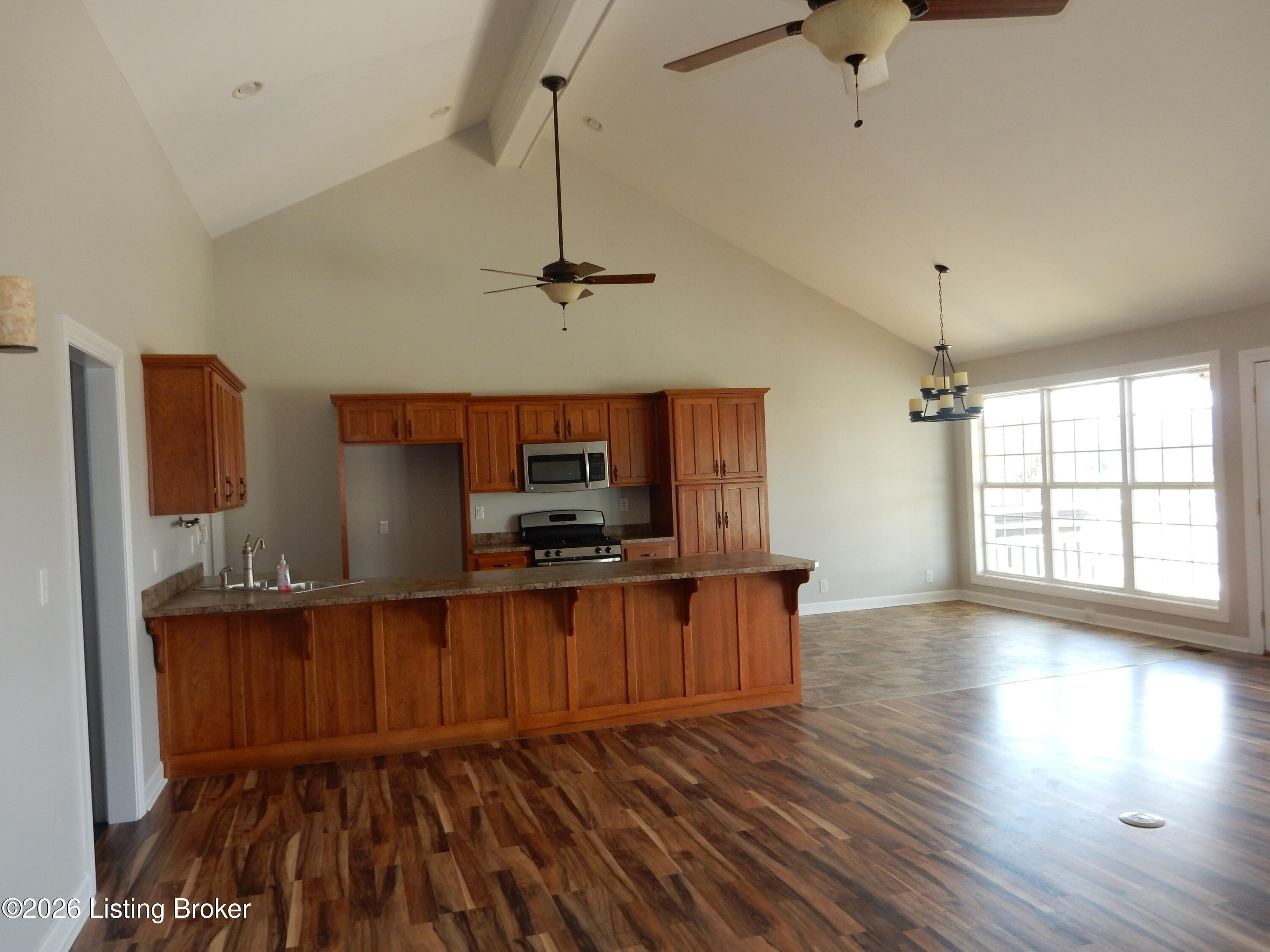 175 Tanglewood Road Shepherdsville, KY 40165 - Photo 8 of 47 DSCN9676