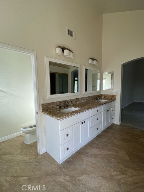21530 Chirping Sparrow Road Diamond Bar, CA 91765 - Photo 12 of 16 Master bath 1