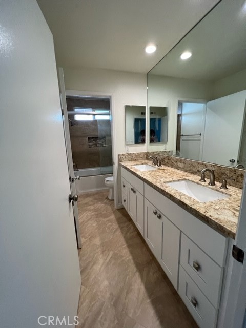 21530 Chirping Sparrow Road Diamond Bar, CA 91765 - Photo 8 of 16 Upstairs bathroom