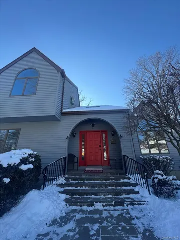 $5,500 | 28 Lakeview Drive, Yorktown Heights, NY 10598