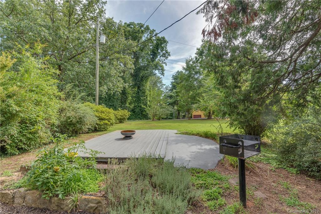 265 Carson Street Tryon, NC 28782 - Photo 28 of 28 a view of a park