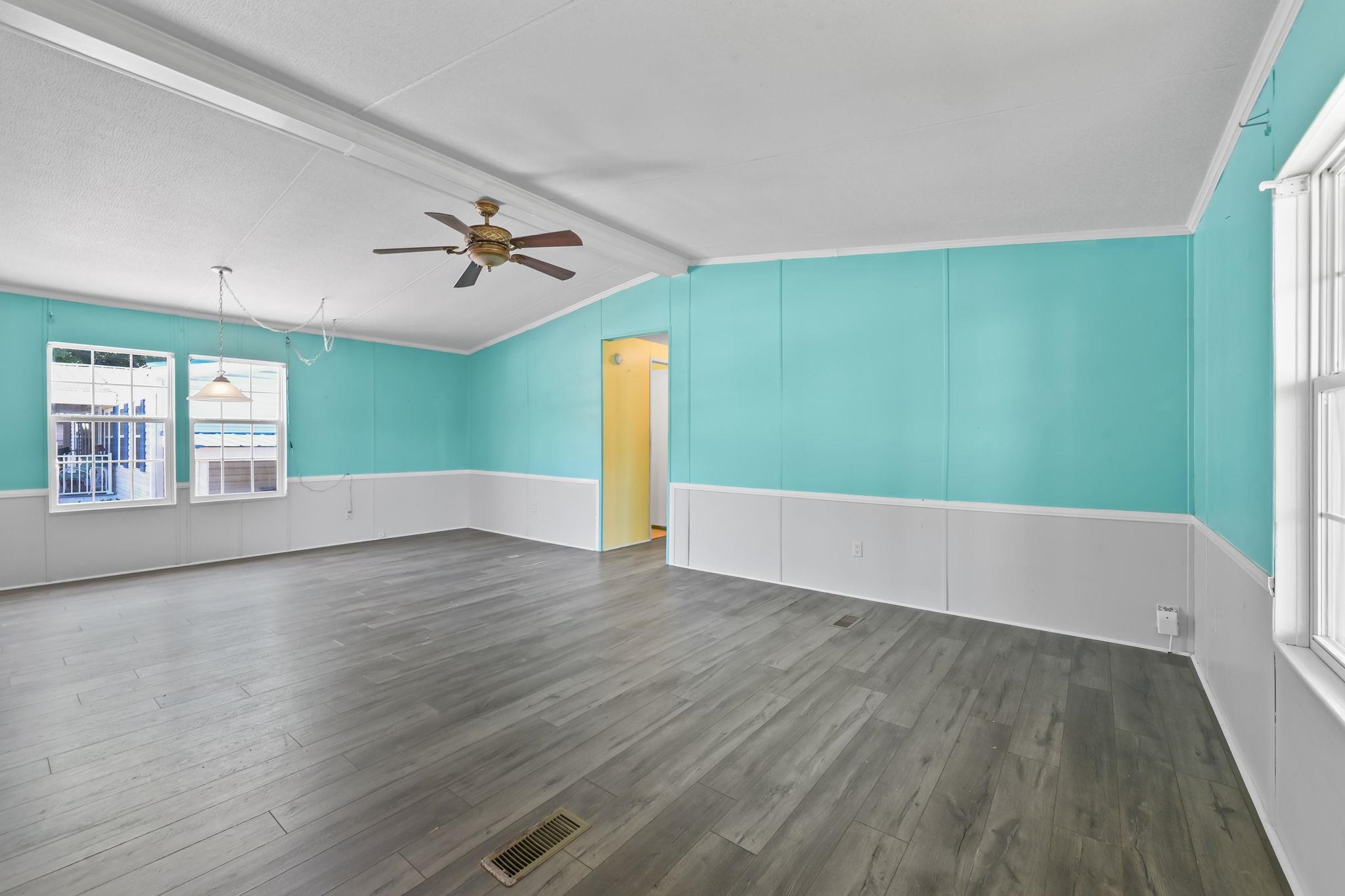 726 Oliver Drive Murrells Inlet, SC 29576 - Photo 5 of 35