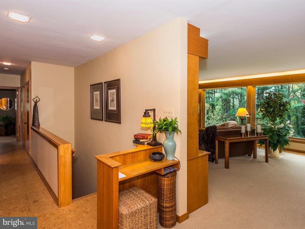 134 Woodside Road Lancaster, PA 17601 - Photo 4 of 29 Gallery Image 4