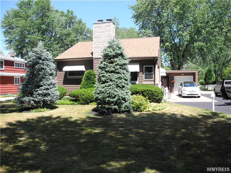 4709 Harlem Road Amherst, NY 14226 - Photo 1 of 1 Exterior Front.