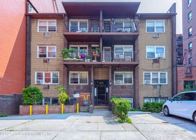 $4,999,000 | 41-37 Parsons Boulevard | Murray Hill - Flushing
