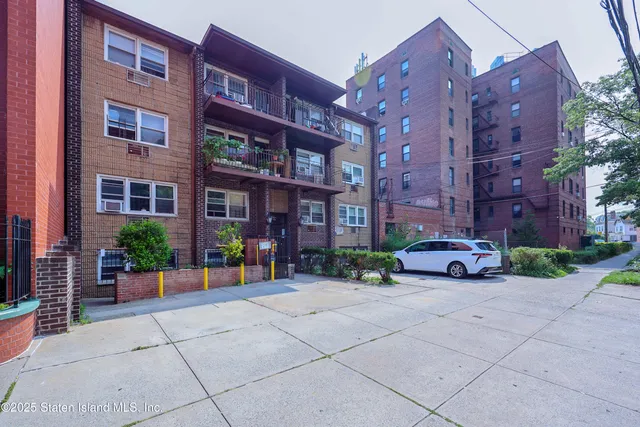 $4,999,000 | 41-37 Parsons Boulevard | Murray Hill - Flushing