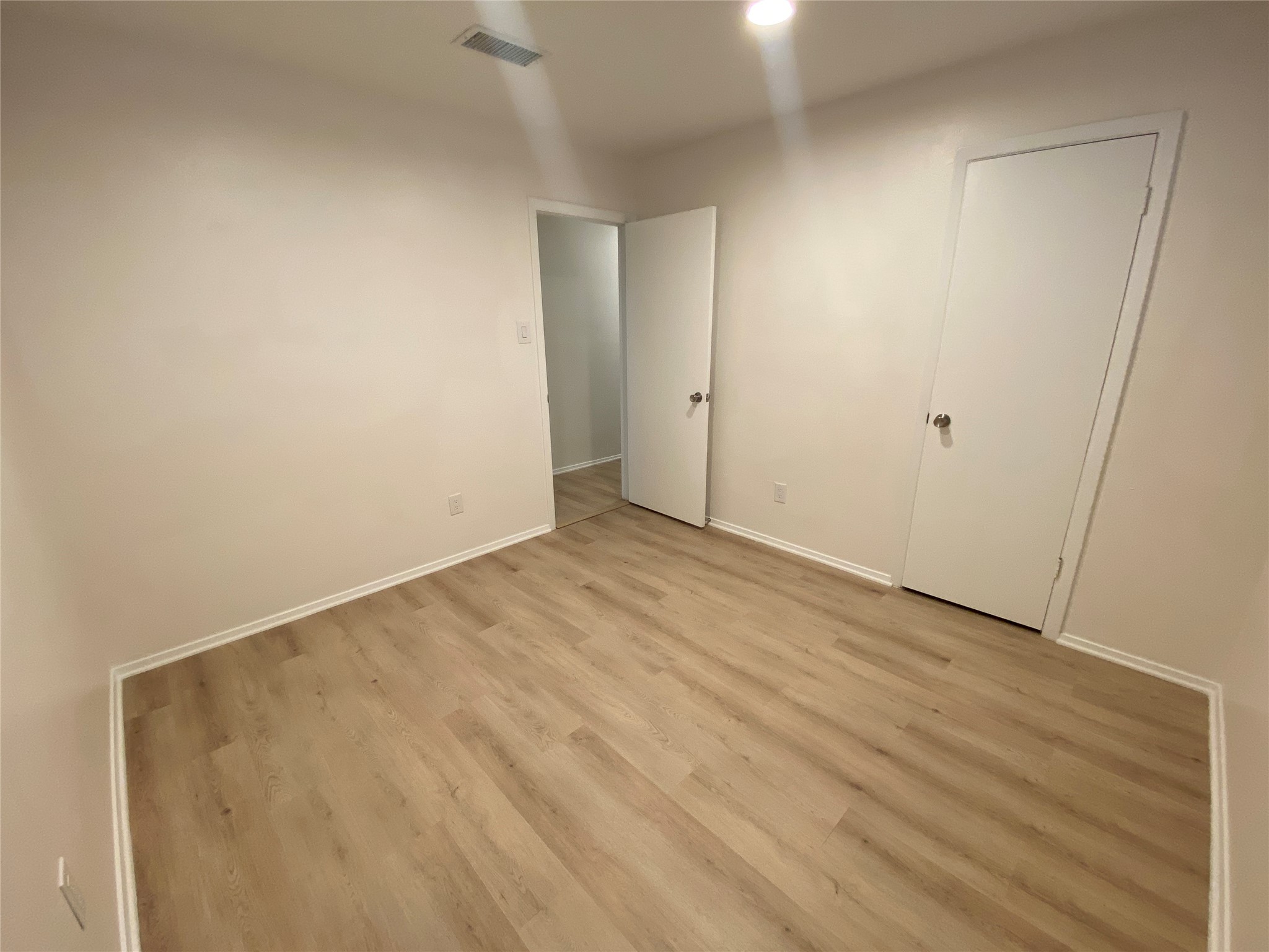 2 North Waxberry Road The Woodlands, TX 77381 - Photo 21 of 28 Bedroom 4