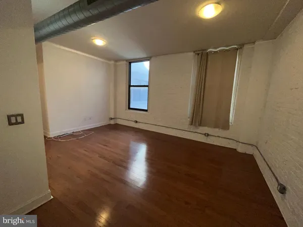 $1,200 | 1100-00 South Broad Street, Unit 302C, Philadelphia, PA 19146