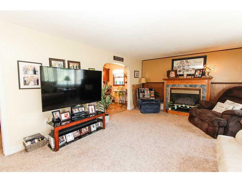 233 East Shaffer Road Aliquippa, PA 15001 - Photo 10 of 17 Living Room. 16x24 Living Room for Relaxing with Family