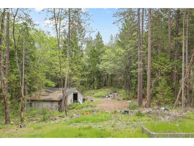 $220,000 | Redwood Highway, Grants Pass, OR 97527