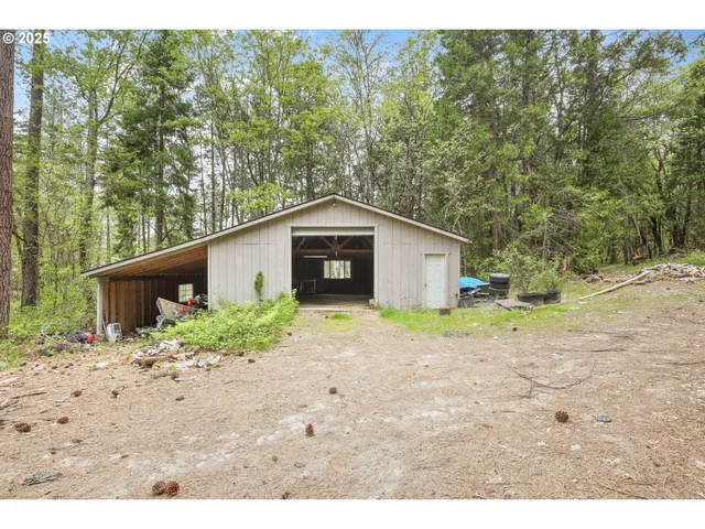 $220,000 | Redwood Highway, Grants Pass, OR 97527