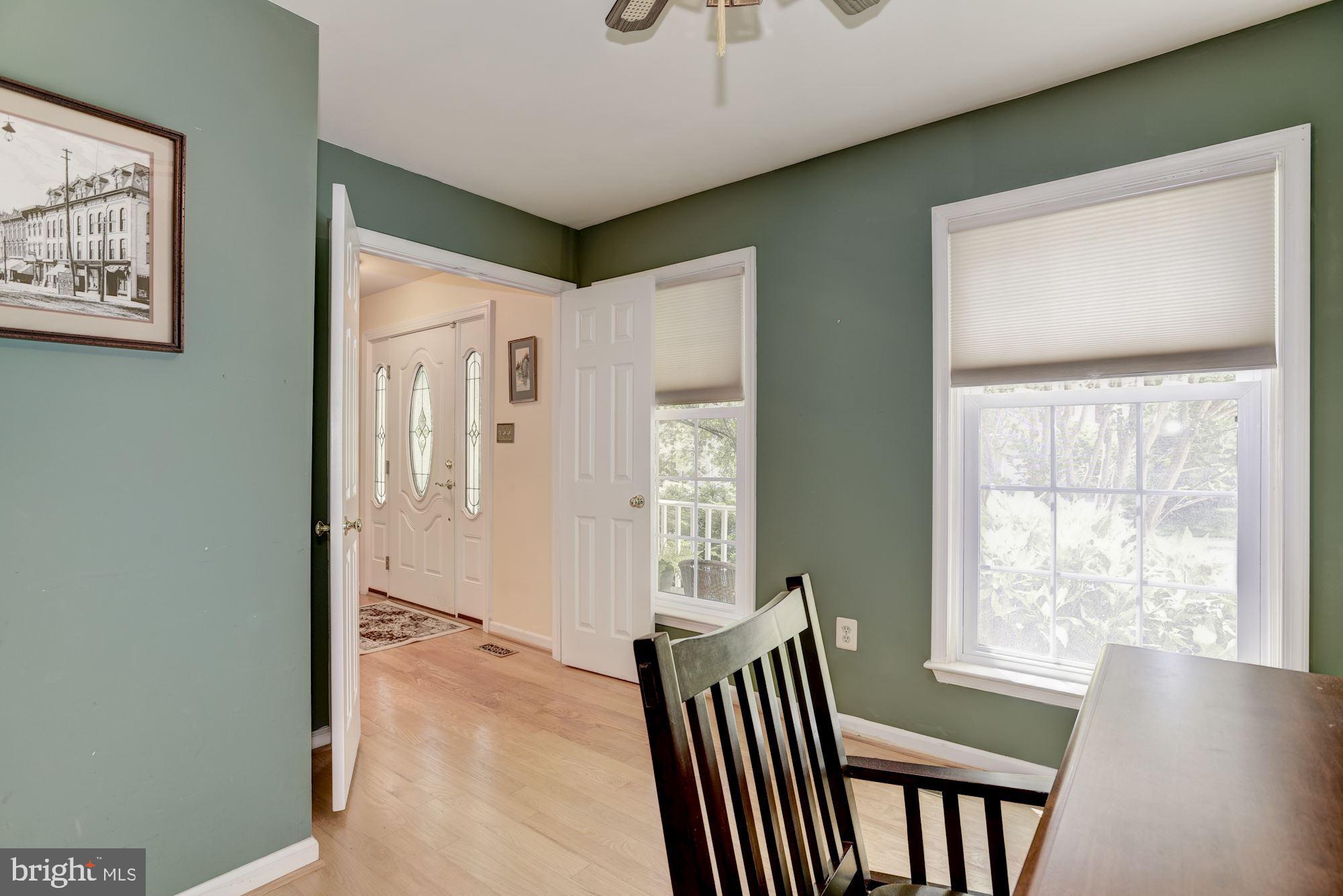 12586 Rock Ridge Road Herndon, VA 20170 - Photo 10 of 67 Gallery Image 10