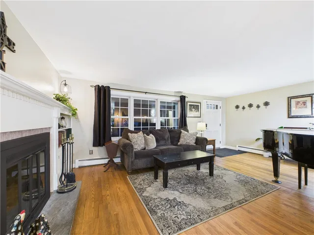 $574,900 | 77 Fairfield Drive, North Kingstown, RI 02852