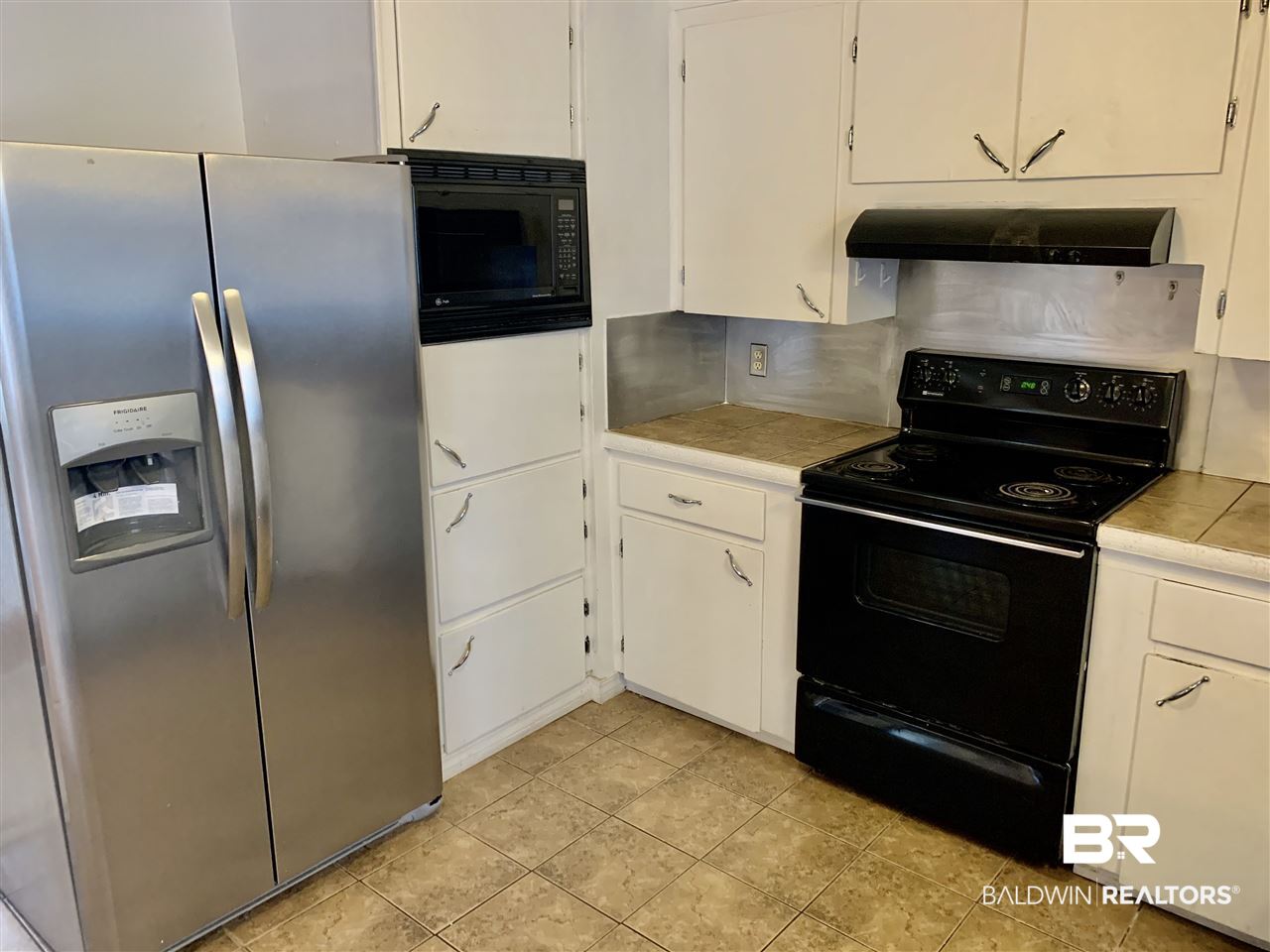 911 South Juniper Street Foley, AL 36535 - Photo 10 of 30