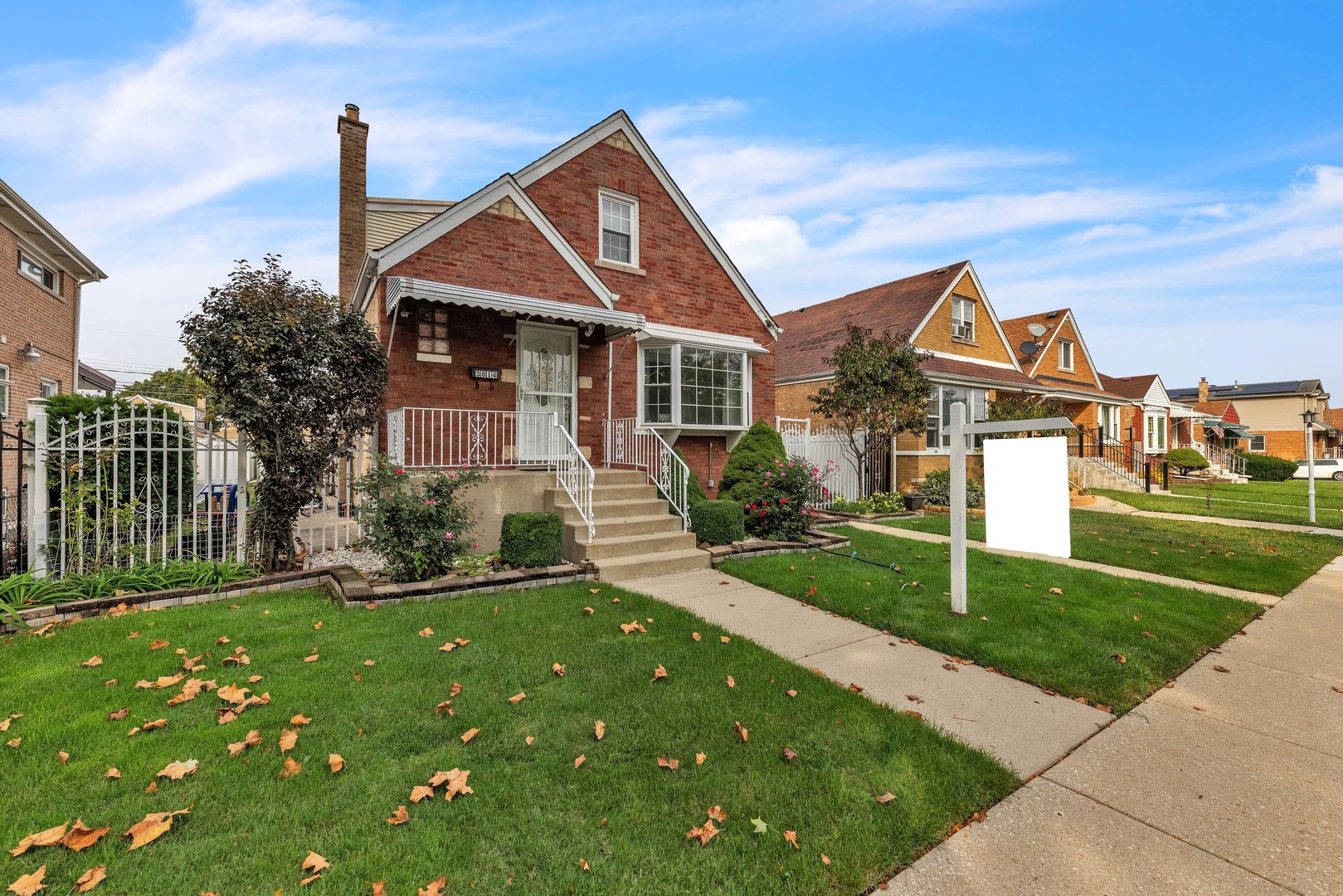 3814 West 69th Place Chicago, IL 60629 - Photo 2 of 25