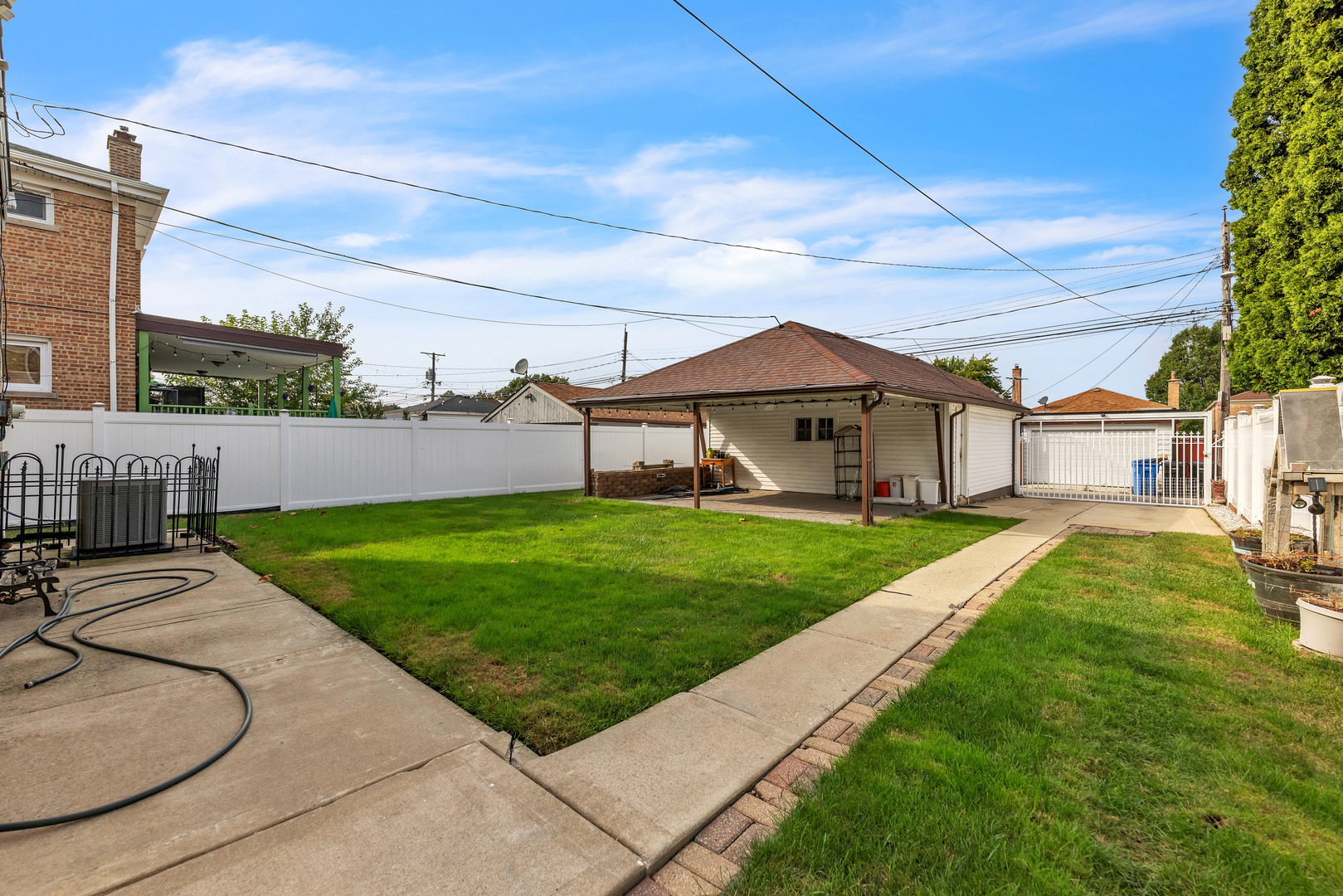 3814 West 69th Place Chicago, IL 60629 - Photo 22 of 25