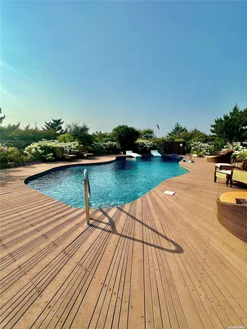 $15,000,000 | 174 Dune Road, Quogue, NY 11959