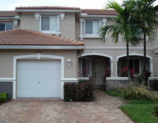 2030 Oakhurst Way Riviera Beach, FL 33404 - Photo 1 of 16 Primary Photo