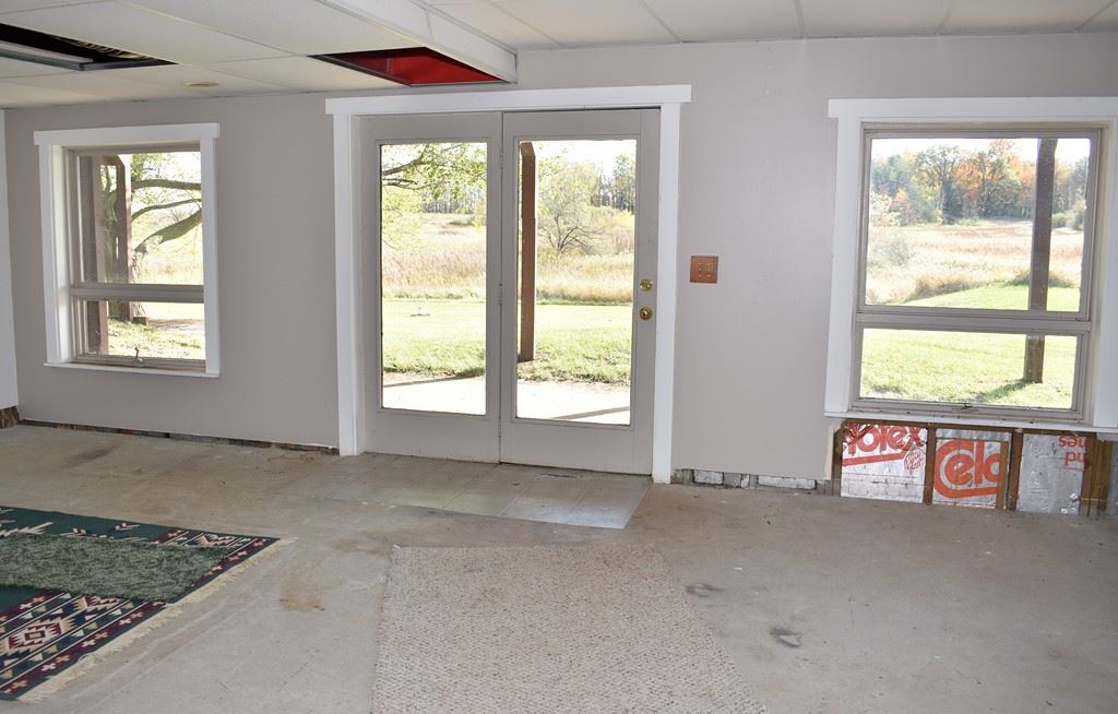 4888 East Coleman Road Clare, MI 48617 - Photo 23 of 35 1840034-22.JPG