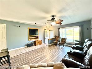 5288 Torrey Road Flint, MI 48507 - Photo 4 of 41