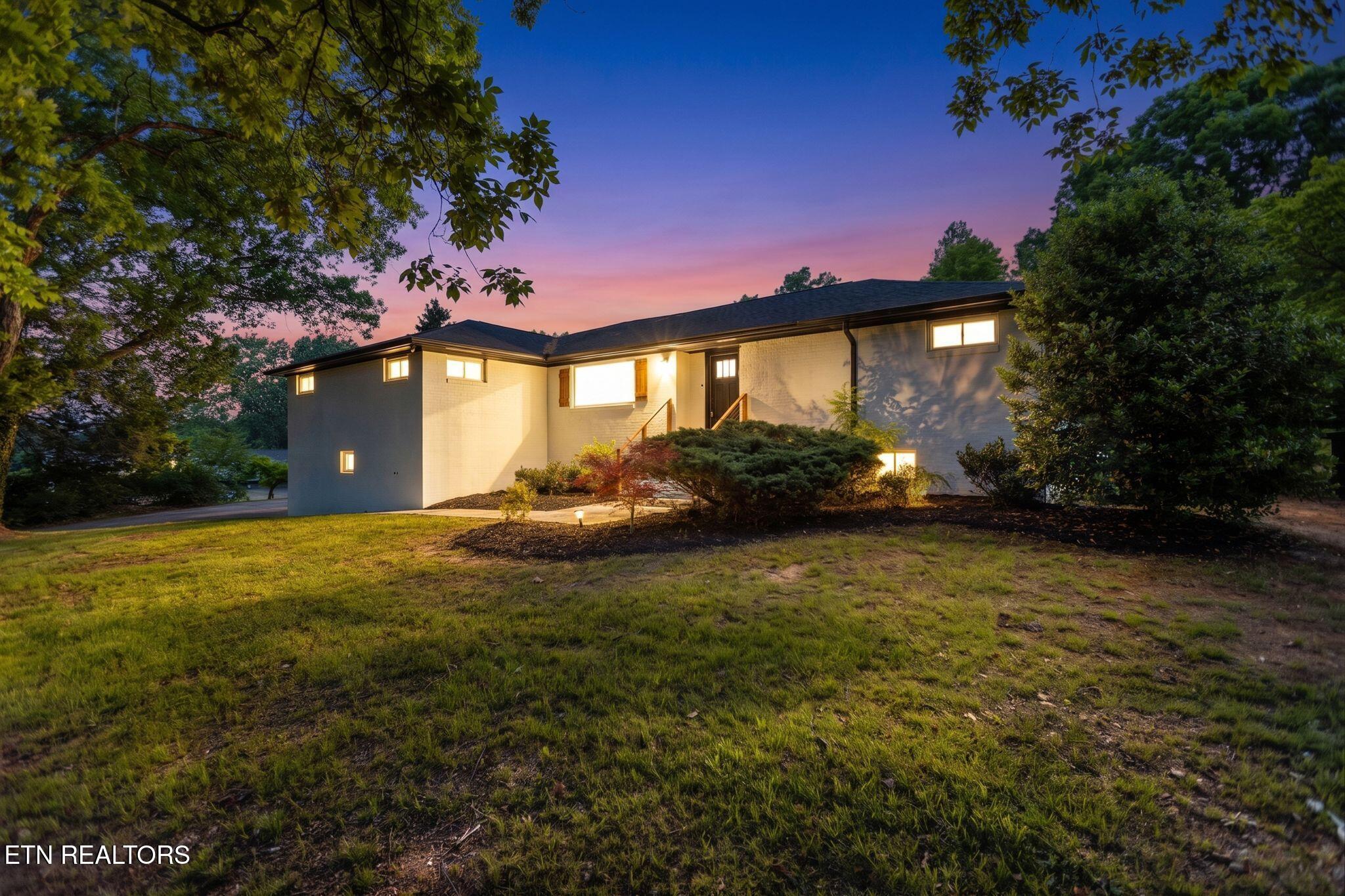 7204 Fairlane Road Powell, TN 37849 - Photo 4 of 59 7204 FR
