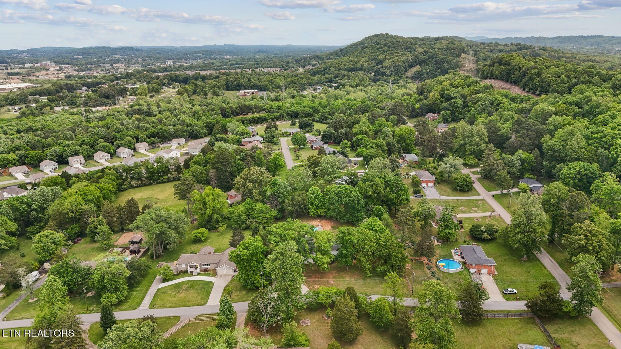 7204 Fairlane Road Powell, TN 37849 - Photo 54 of 59 7204 FR