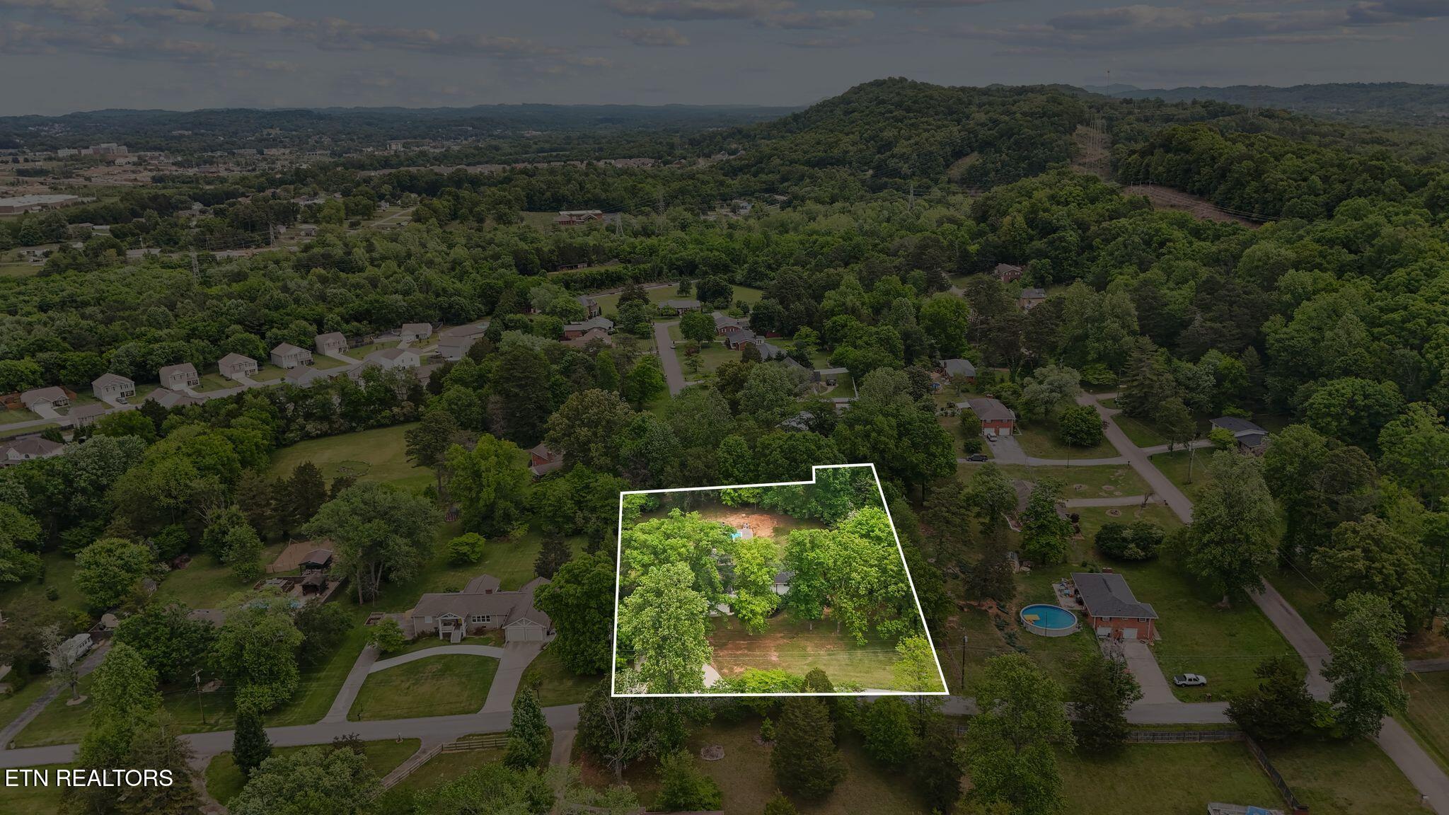 7204 Fairlane Road Powell, TN 37849 - Photo 55 of 59 7204 FR