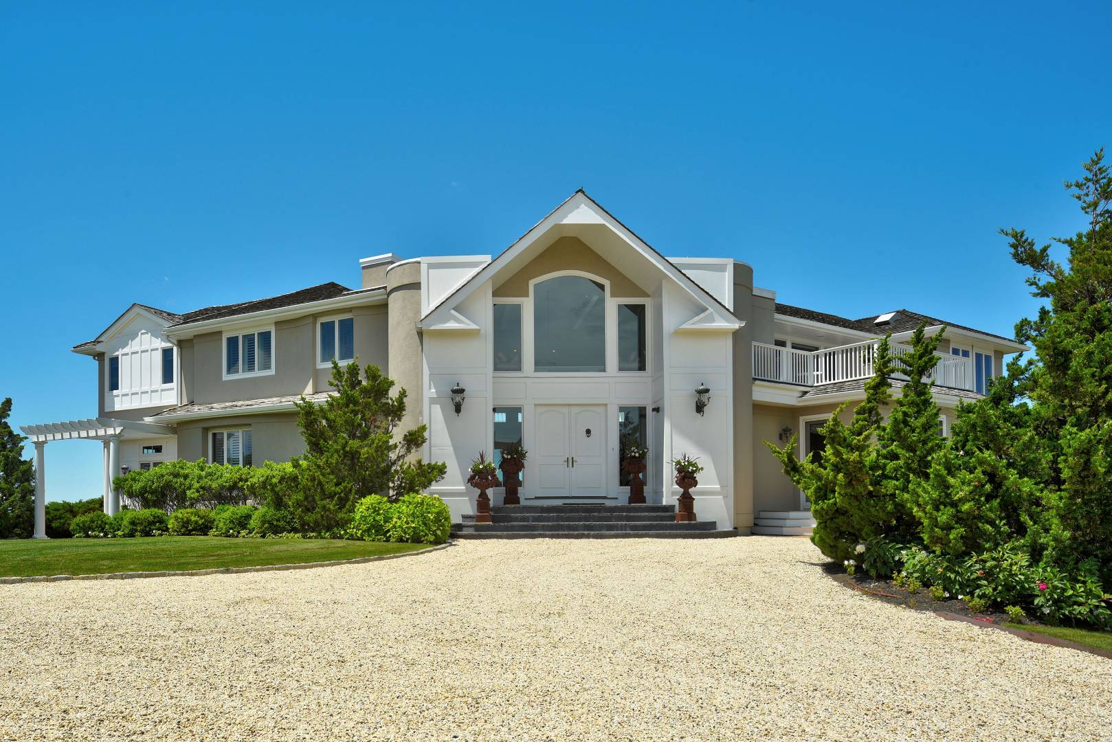 86 Dune Road Bridgehampton, NY 11932 - Photo 2 of 30