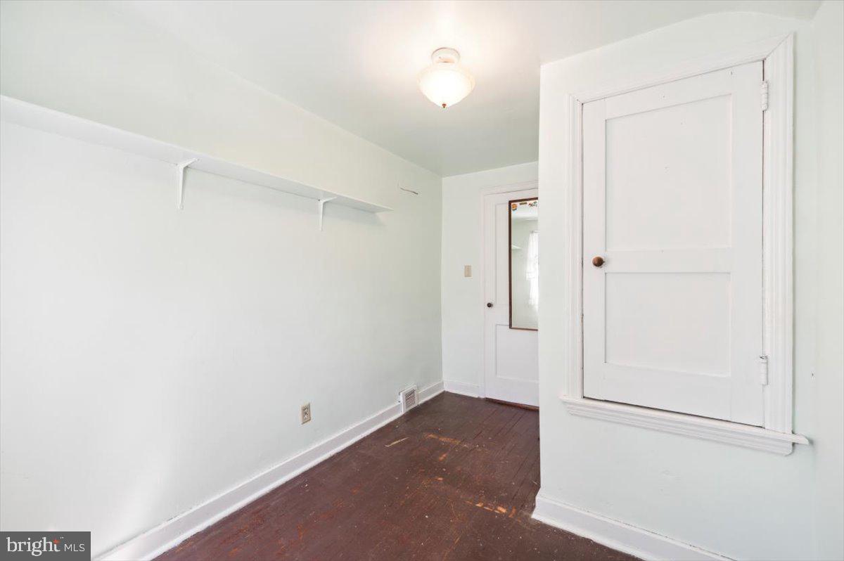 1032 Edgerton Road Secane, PA 19018 - Photo 27 of 48