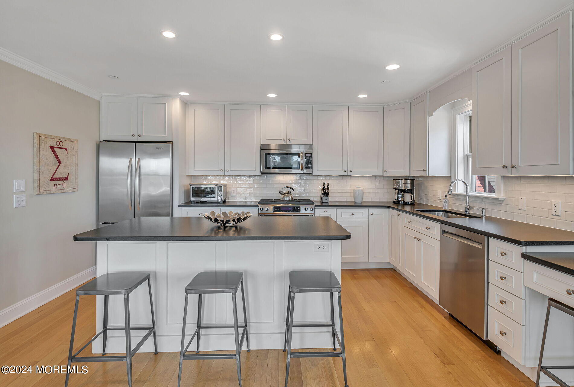 30 Ocean Pathway, Unit 3E Ocean Grove, NJ 07756 - Photo 9 of 51 009-1900x1280-photo