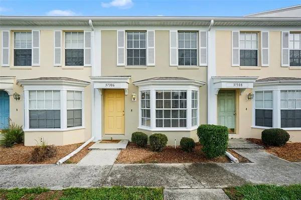 $160,000 | 37306 Embassy Park Court, Dade City, FL 33525